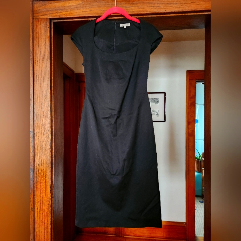 Zac Posen black wool dress, size 4. Good worn condition.